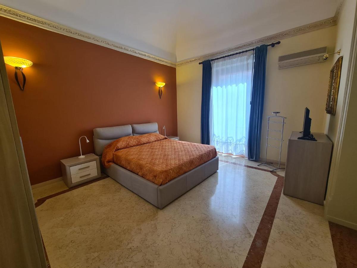 Residenza Amari Suites Палермо Екстер'єр фото